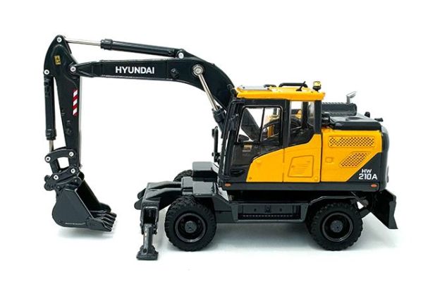 IMC18-1015 - Pelle sur pneus HYUNDAI HW210A - 1