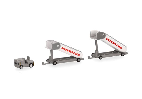 HER573153 - 2 Escaliers de passagers et remorqueur INTERFLUG - 1