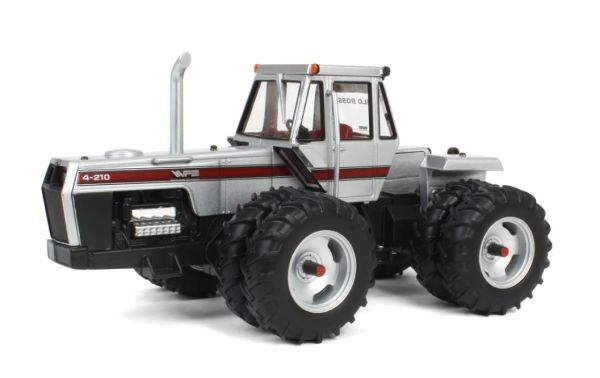 ERT60005 - WHITE 4.210 4wd jumelés National Farm Toy Museum 2024 - 1