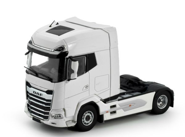 TEK85243 - DAF XG+ 4x2 blanc - 1