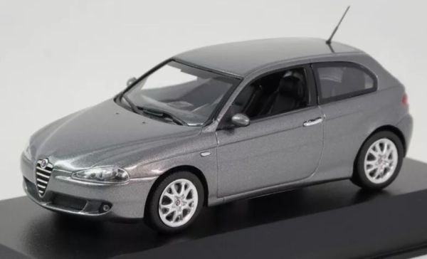 MXC940120560 - ALFA ROMEO 147 2005 Gris métallique - 1