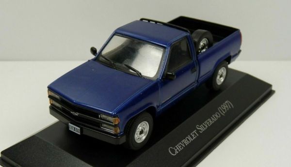 MAGARGAQV07 - CHEVROLET Silverado 1997 Bleu - 1