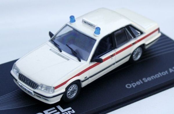 MAGOPE102 - OPEL Senator A2 1982-1986 Médecin d'urgence - 1