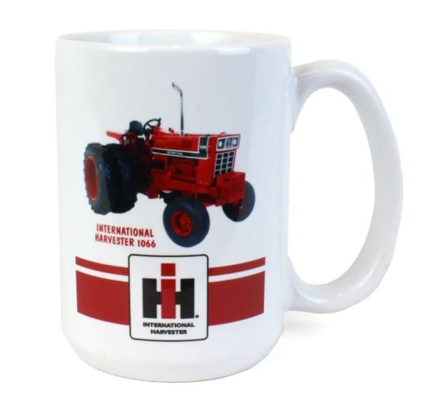 OBT162 - Mug avec tracteur INTERNATION Hasverster 1066 - 1