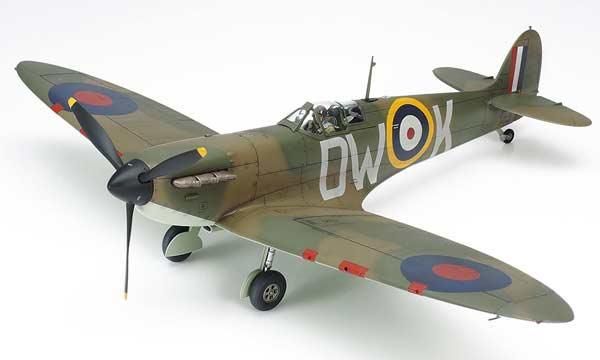 CEN10173 - Spitfire MK1 Supermarine avec Pilote articulé - 1