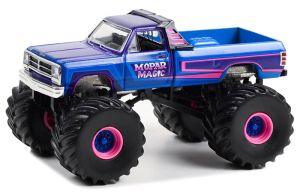 GREEN49120-A - DODGE Ram W350 1983 Monster Truck MOPAR MAGIC de la série KINGS OF CRUNCH sous blister