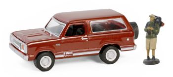 GREEN97160-C - PLYMOUTH Trail Duster 1978 avec figurine de la série THE HOBBY SHOP sous blister