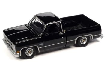 AW64402A-D - CHEVY Silverado Fleeside 1985 Noir – Sous blister