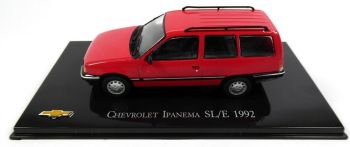 MAGCHEIPANEMA - CHEVROLET Ipanema SL/E 1992 break familiale rouge